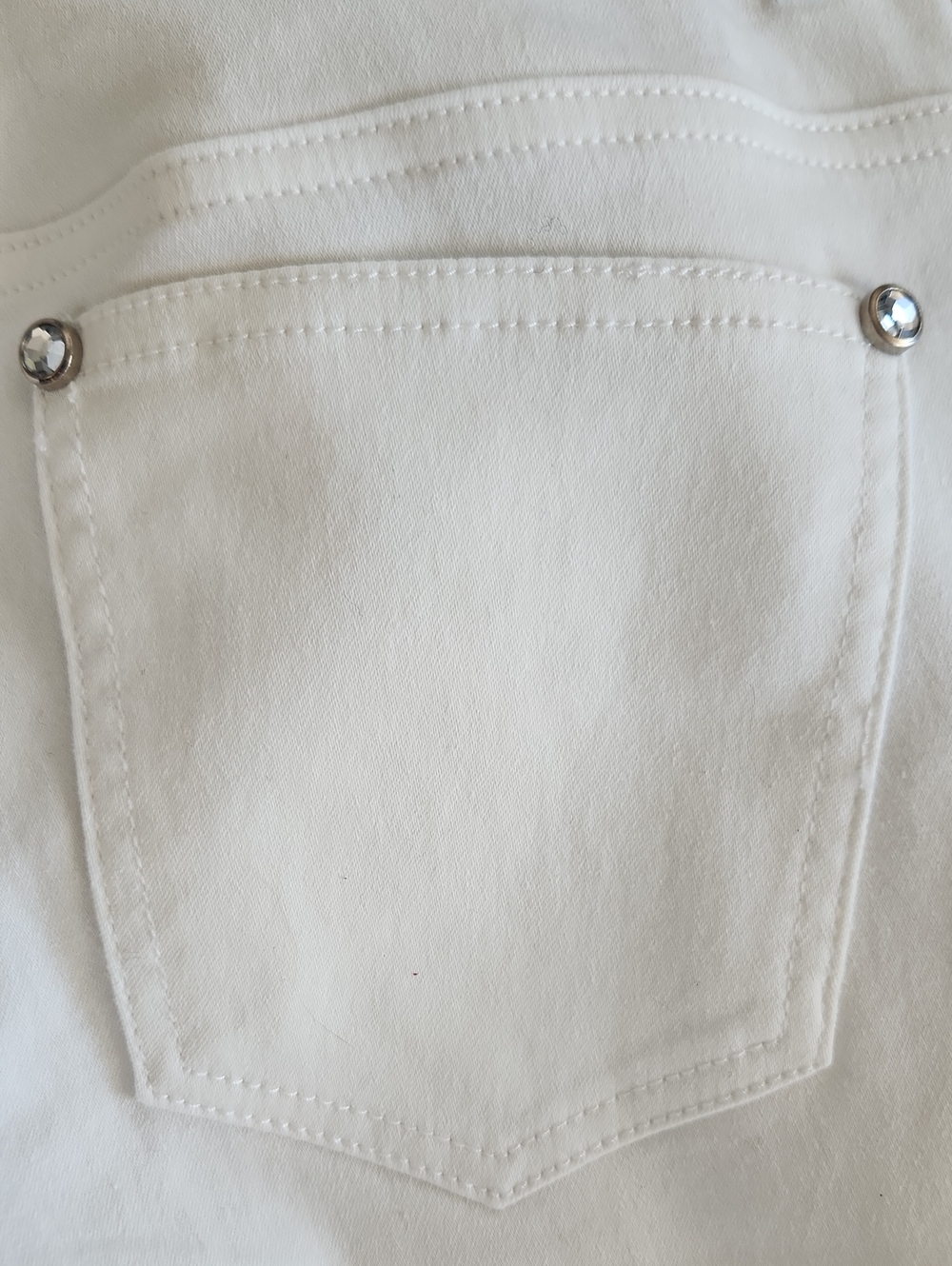 White Women's Slim Stretch Jeans - Picture 5 of 14